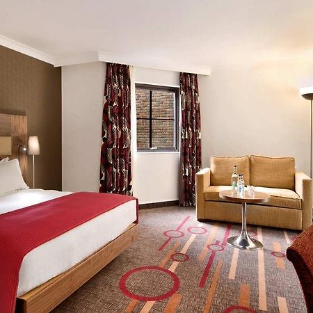 Hotel Hilton Newbury Centre Zewnętrze zdjęcie